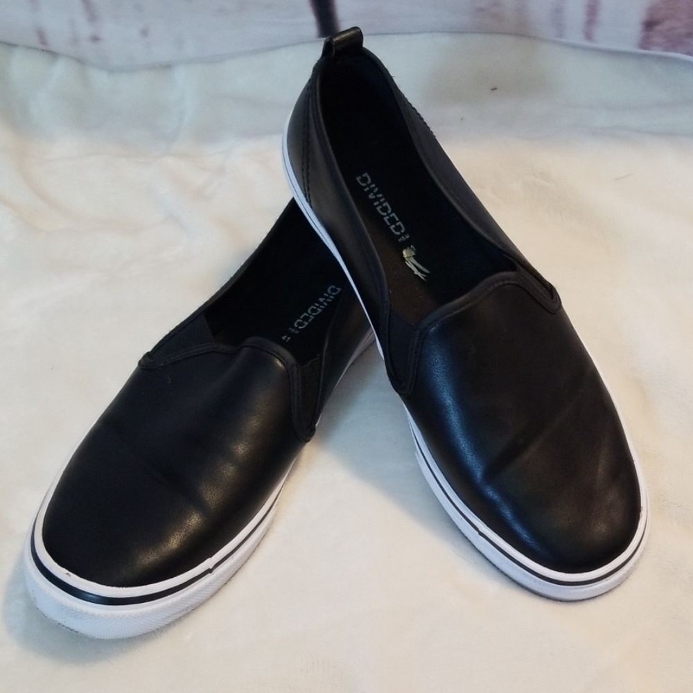 Divided H&M black slip on shoes 9.5 sz 41